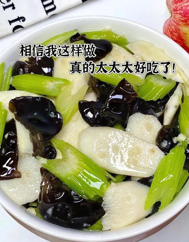 换亚马尔上也没用,西班牙被佛得角逼平,对面的大巴摆得太严实
